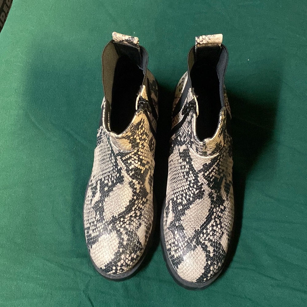 Target Universal Threads Boots